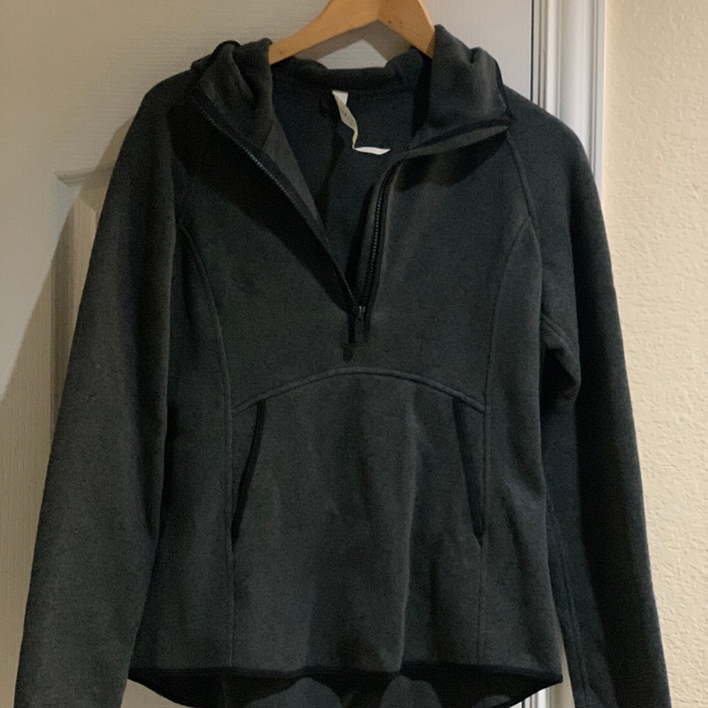 Lululemon pullover